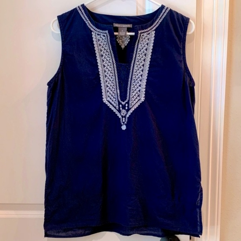 Chelsea & Theodore Embroidered Tunic Navy Size Medium